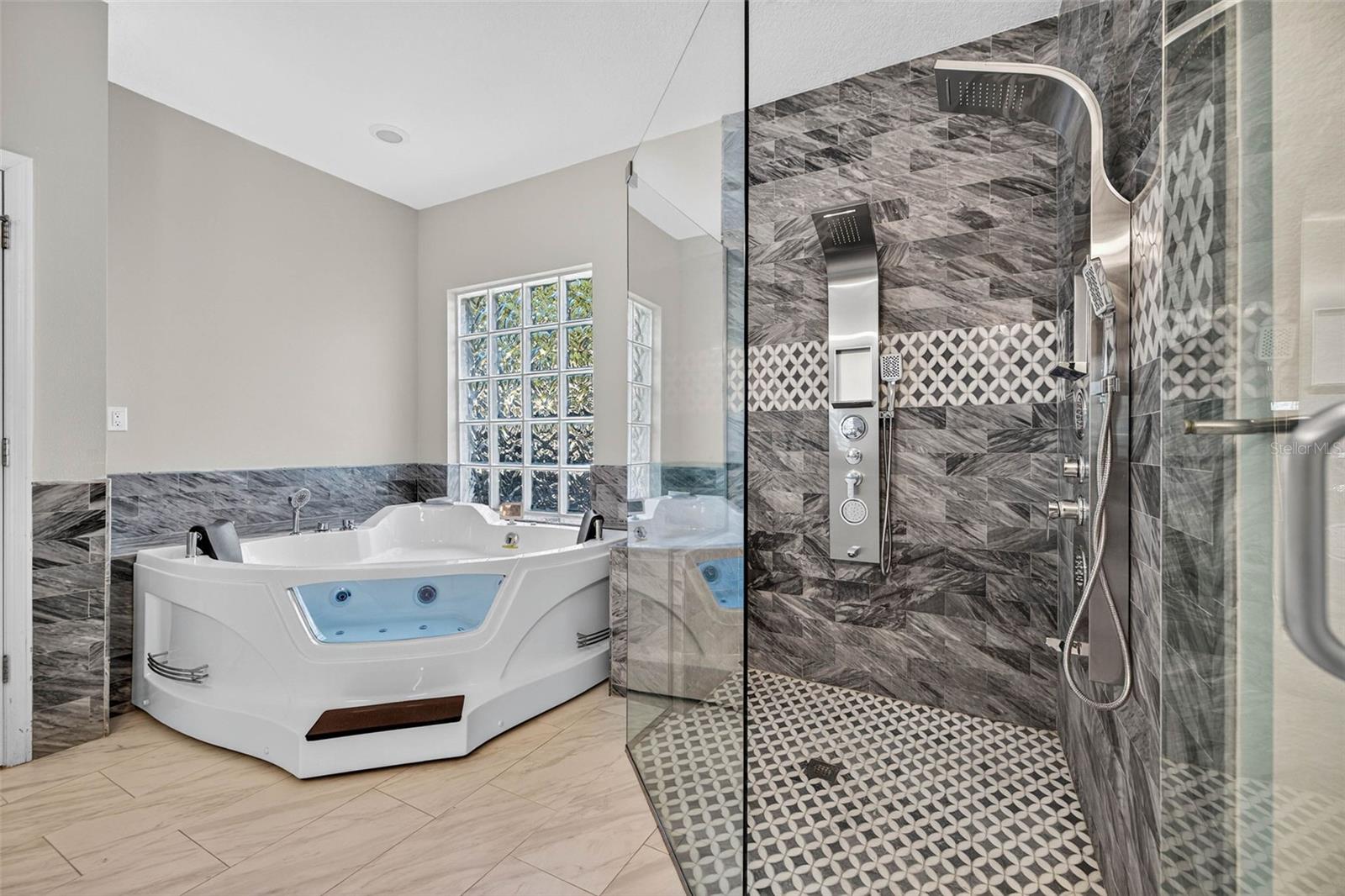 Downstairs Primary Ensuite