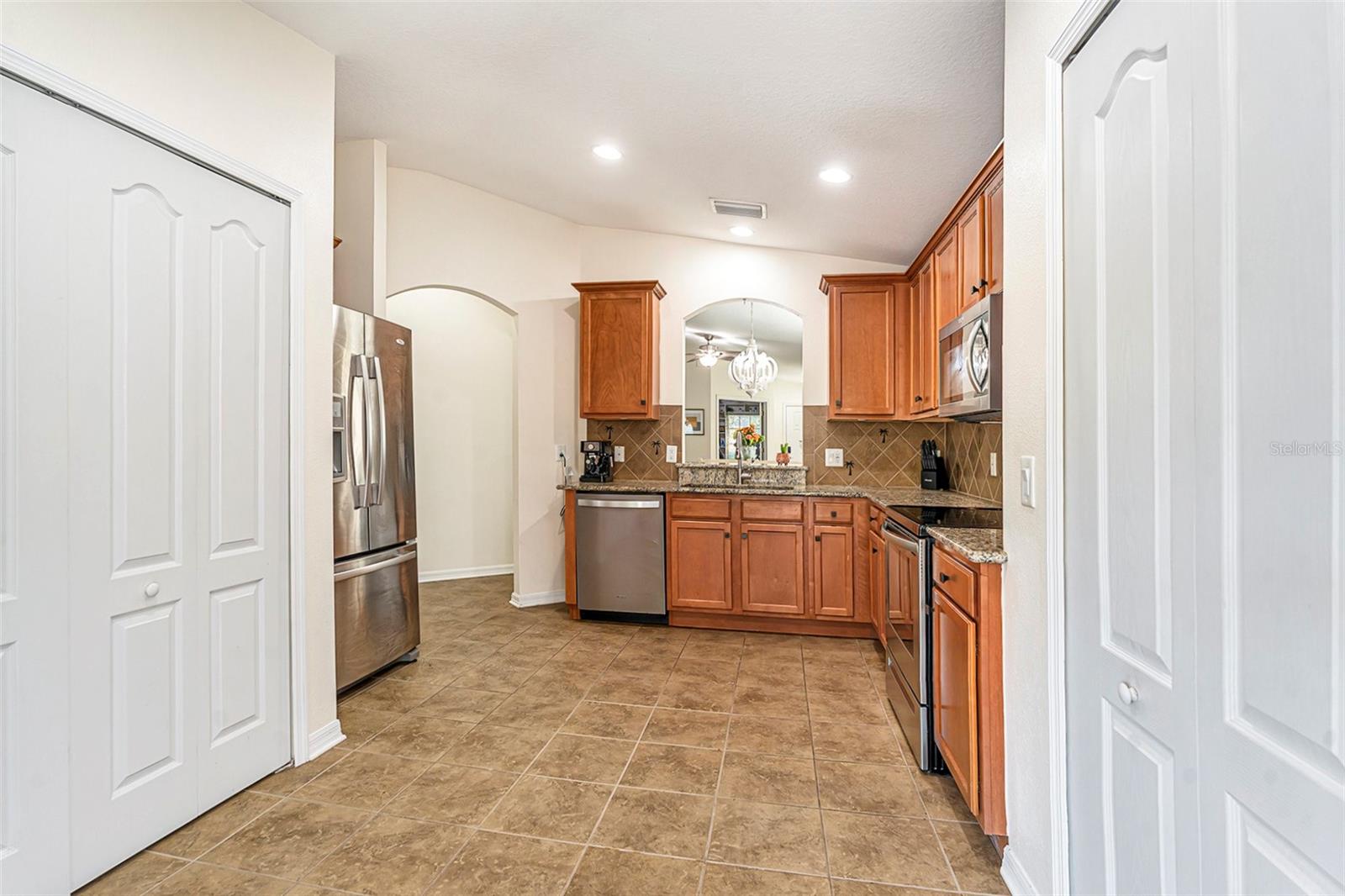 Washer/Dryer is conveniently located!