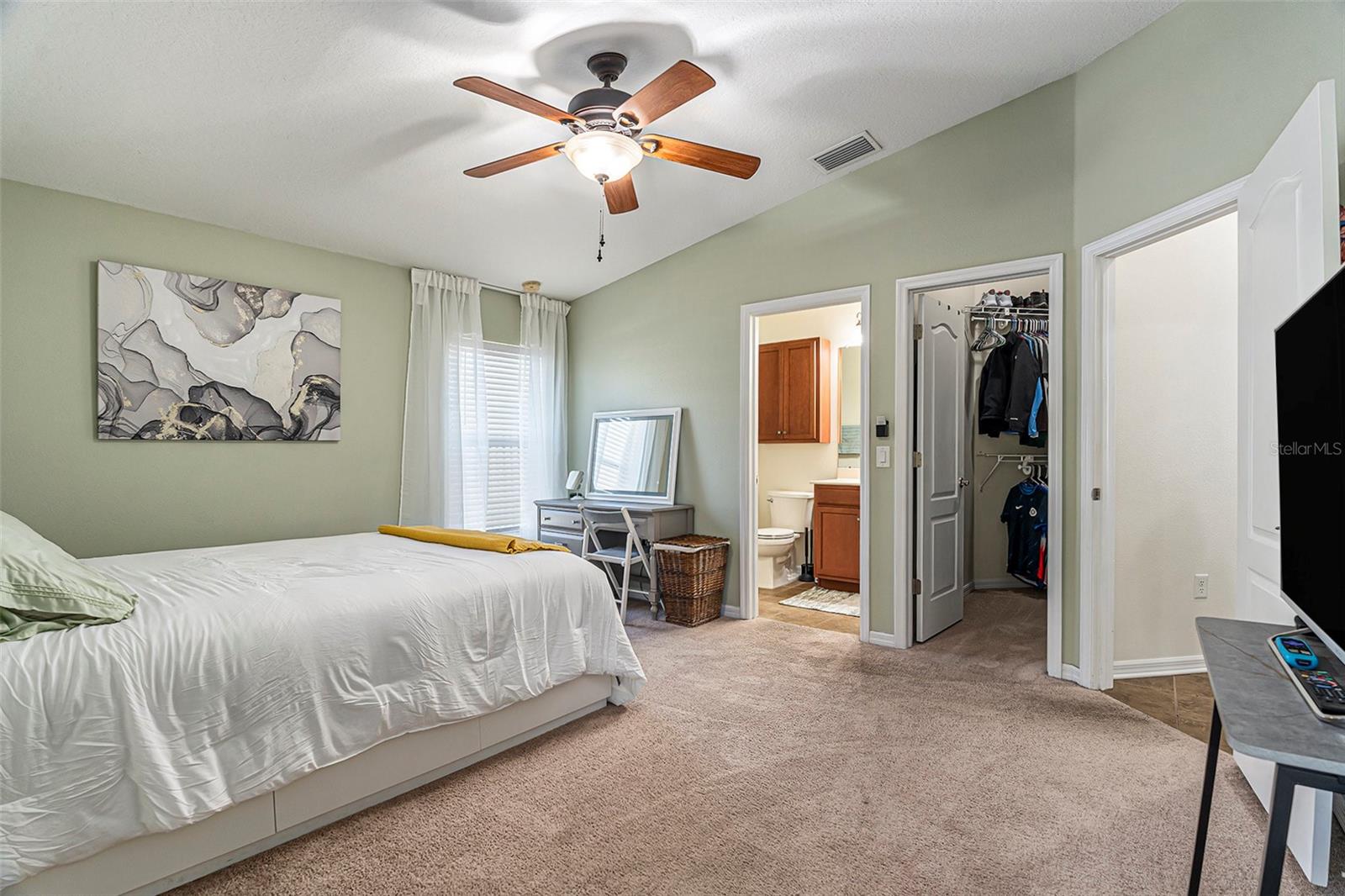 Ensuite bath and large walk in closet