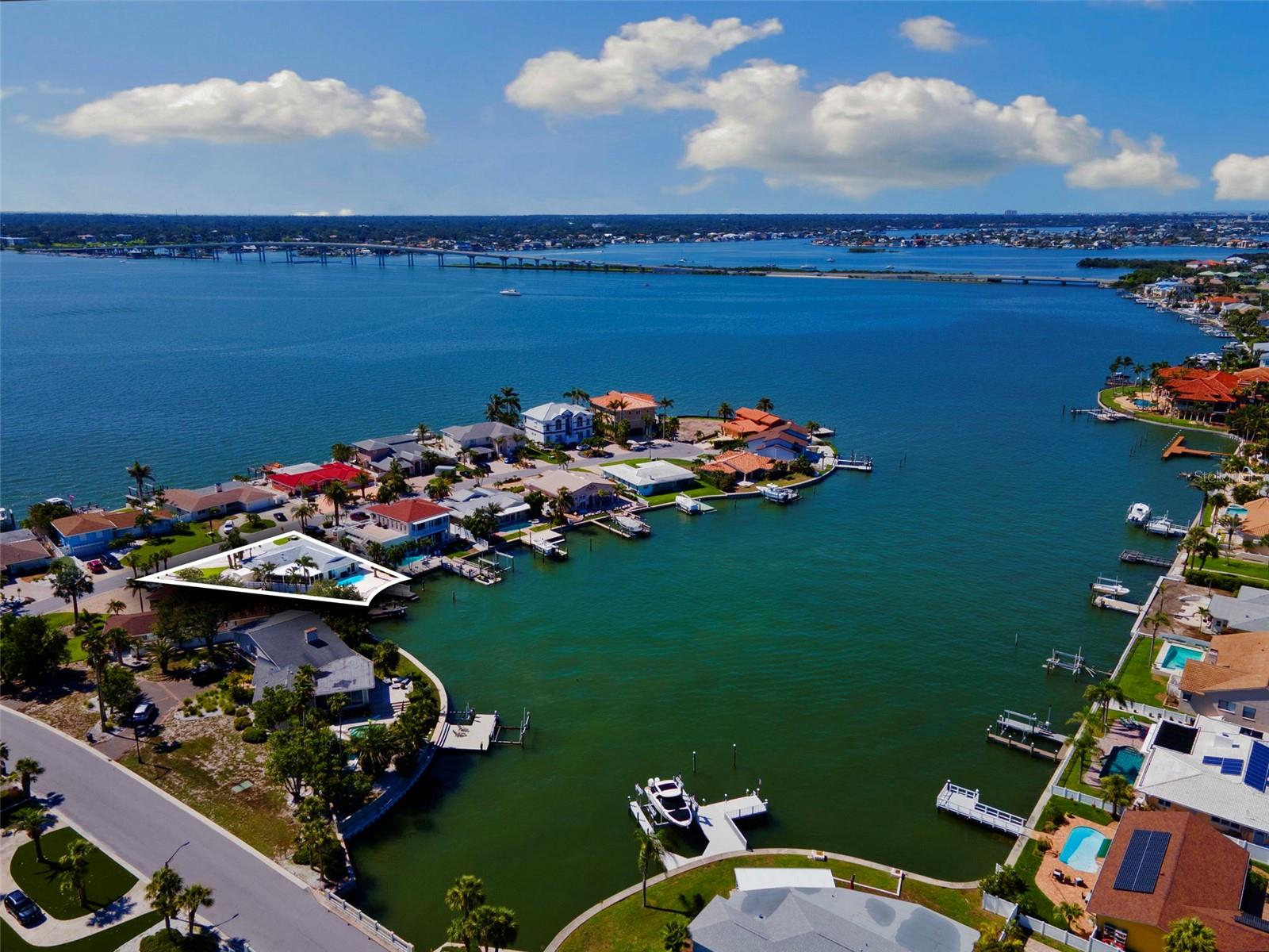 Aerial View of Property and Location