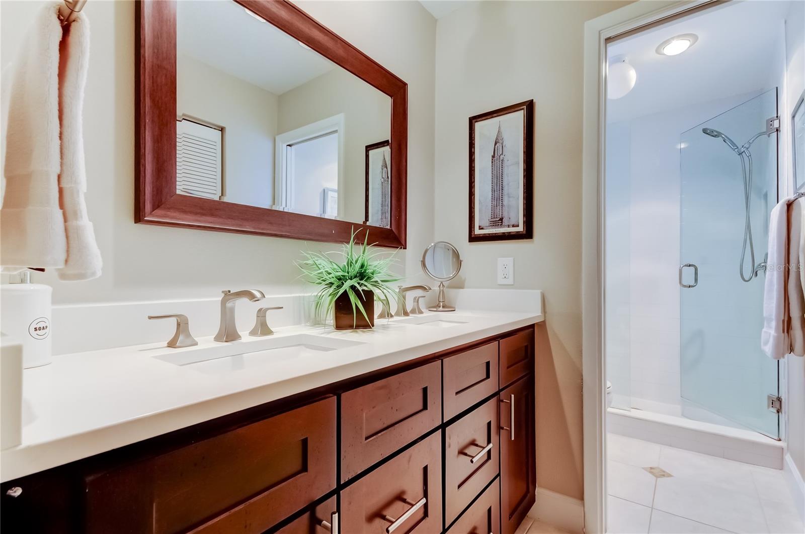 Primary En Suite Bath