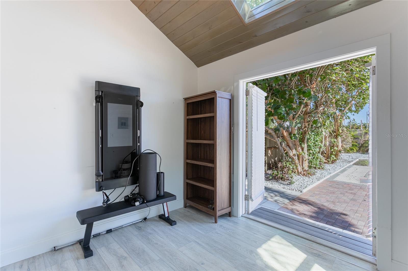 Detached air conditioned shed... endless possibilities!