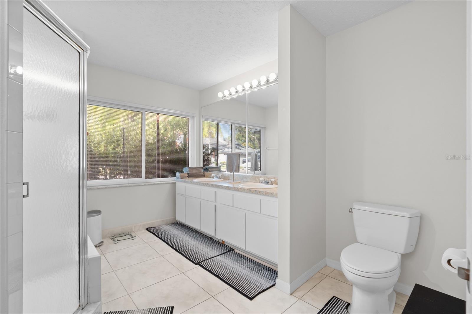 Primary En-Suite Bathroom