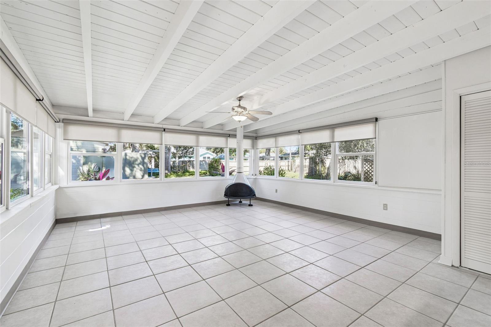 Great room as you enter