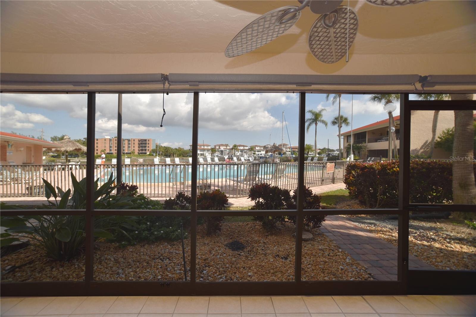 Covered screened patio