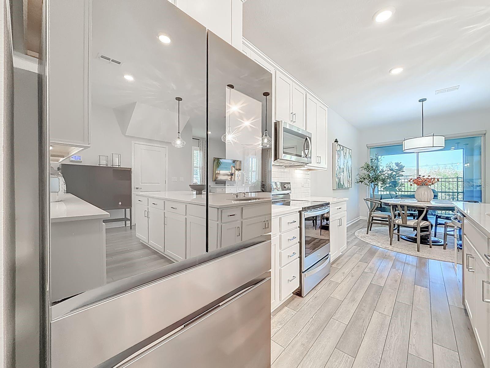 Samsung Bespoke Refrigerator with AI Family Hub (share pics, stream music, and videos)