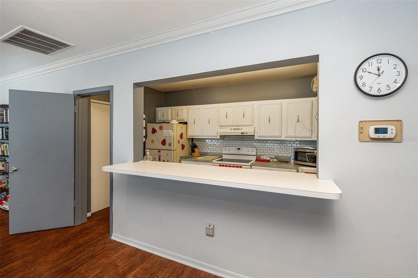 Club House Full Kitchen