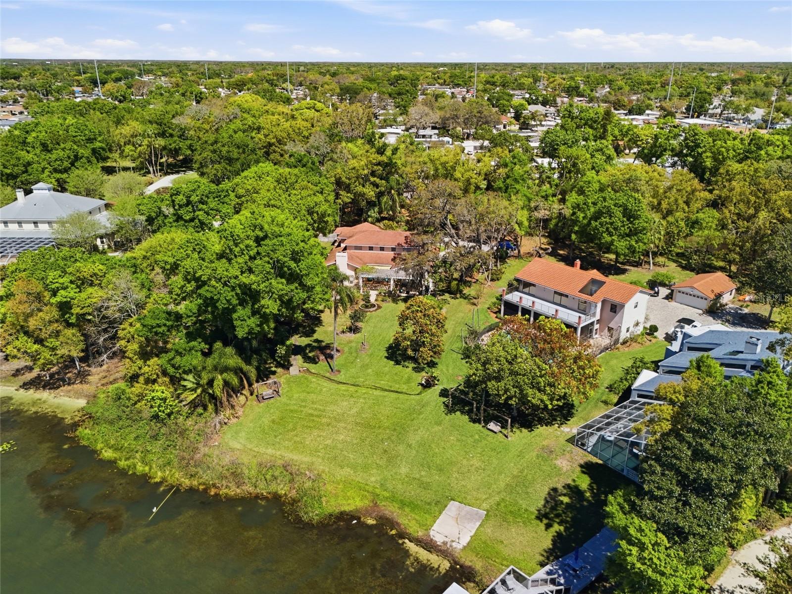 The lake front extends for 122 ft.