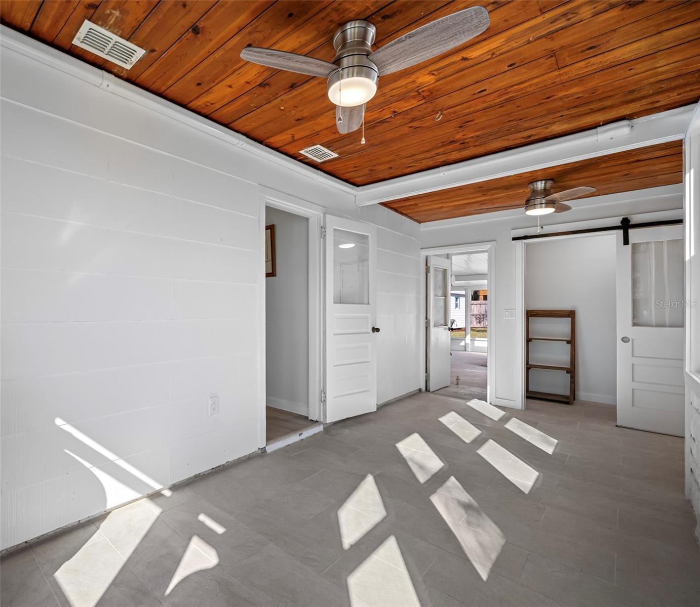 Conditioned Florida Room w/ Impact Windows