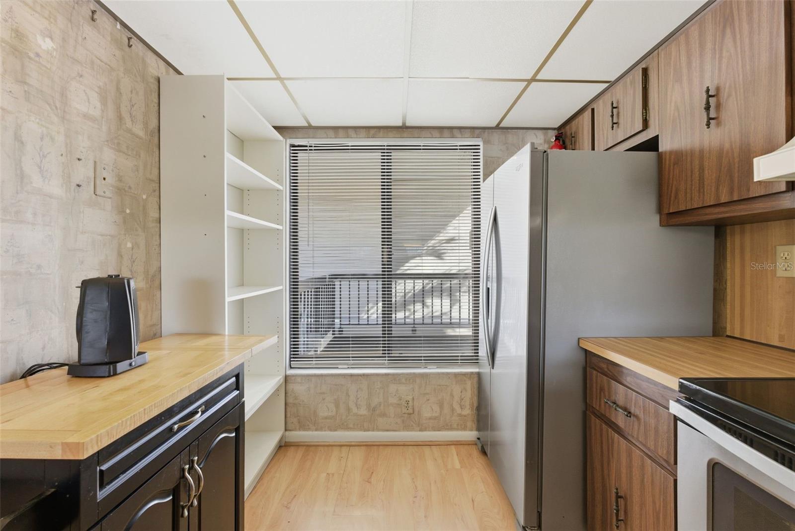 a view into kitchen from pass through