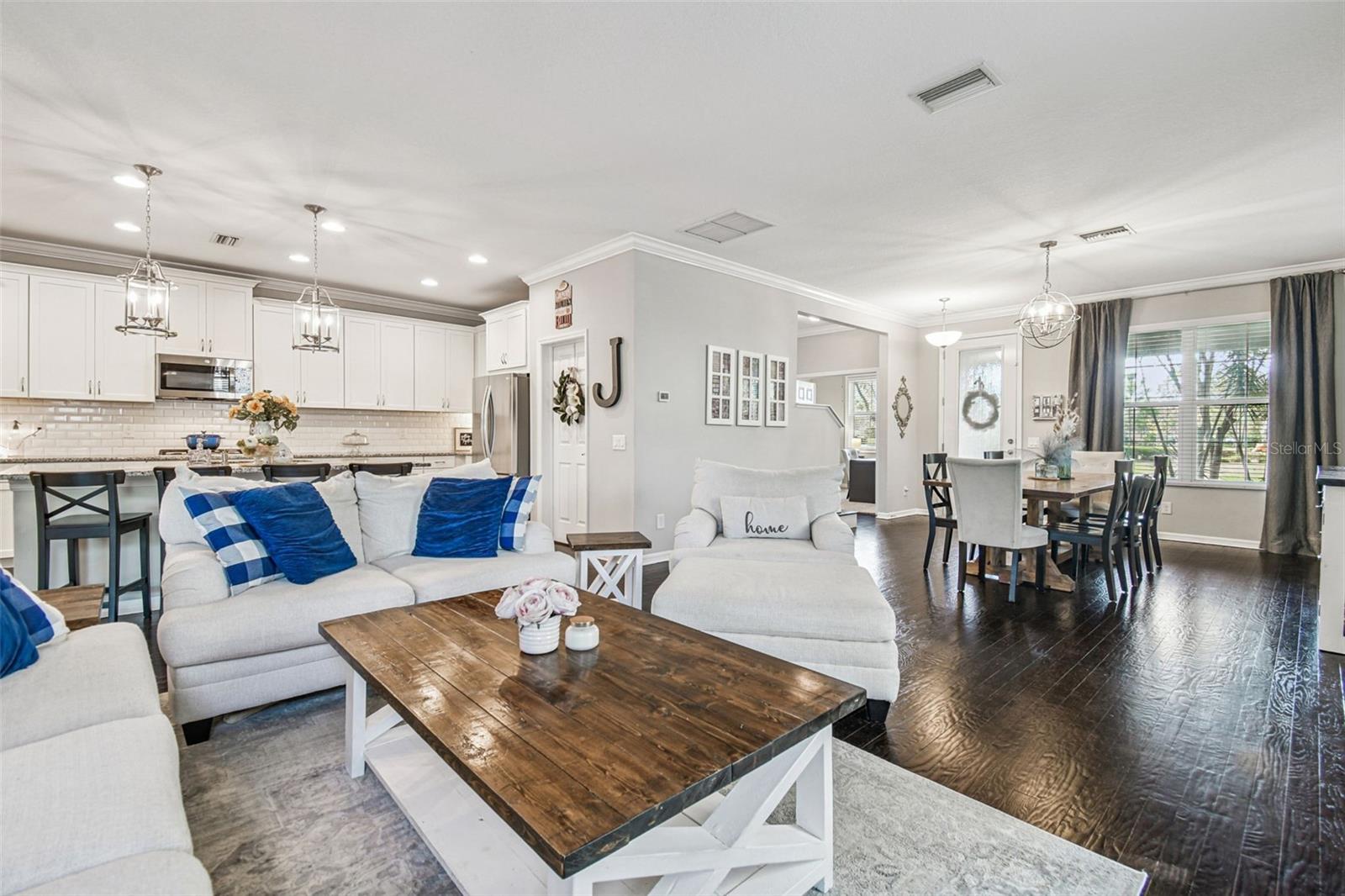 COZY CONNECTION WITH OPEN FLOOR PLAN