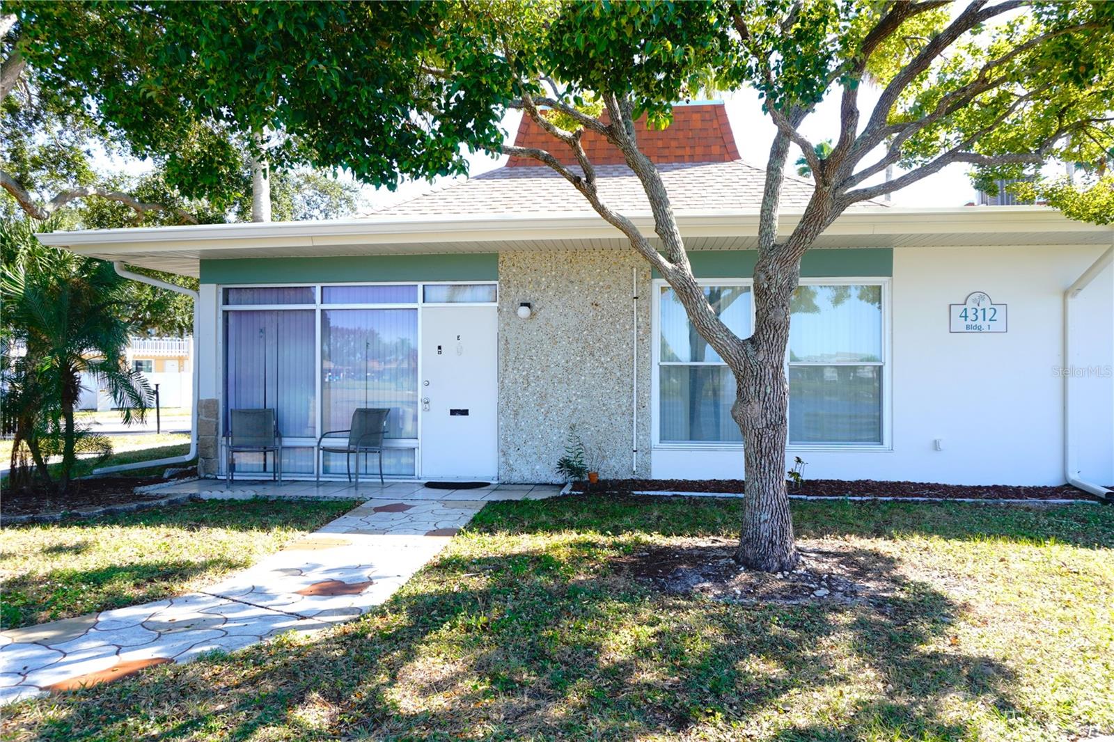 4312 Tahitian Gardens unit E