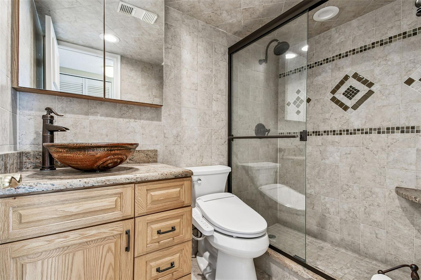 Bathroom 2 with shower