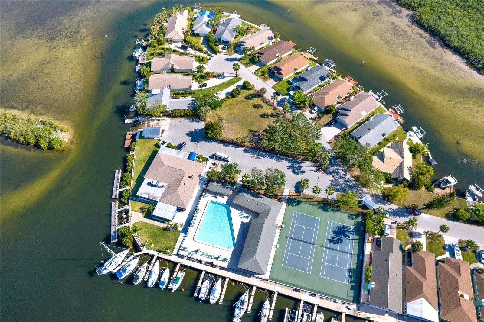 Community Pool, tennis courts, Yacht Club, Boat Ramp.