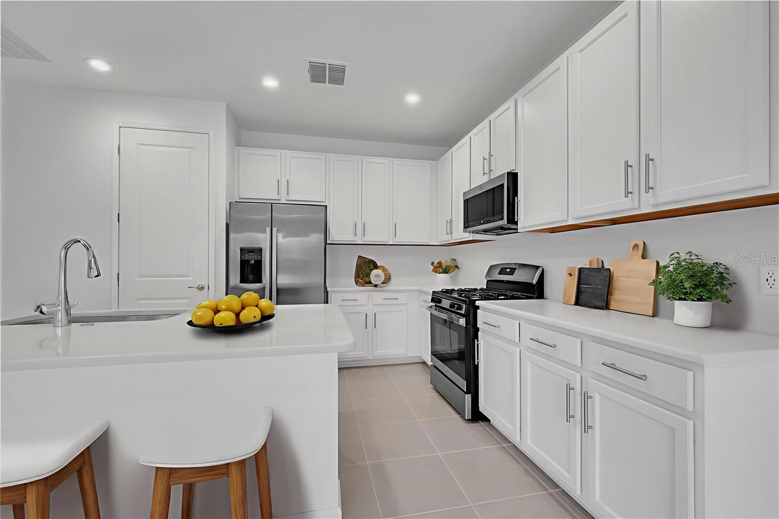 This photo has been virtually staged.