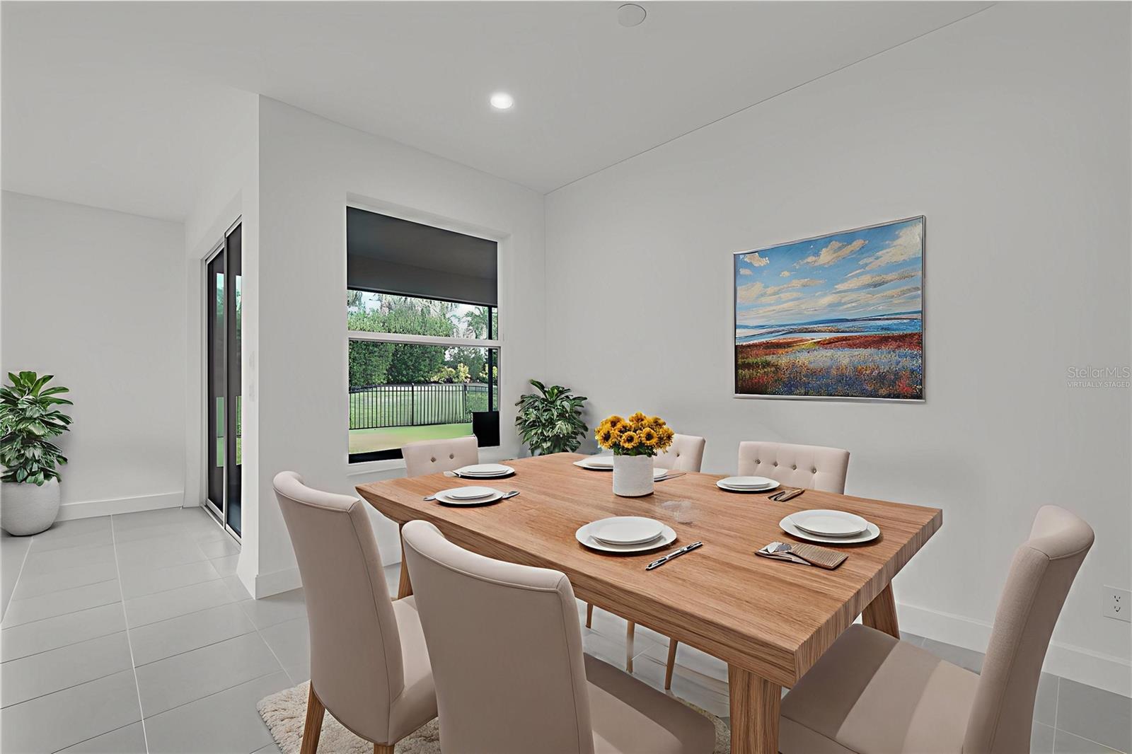 This photo has been virtually staged.