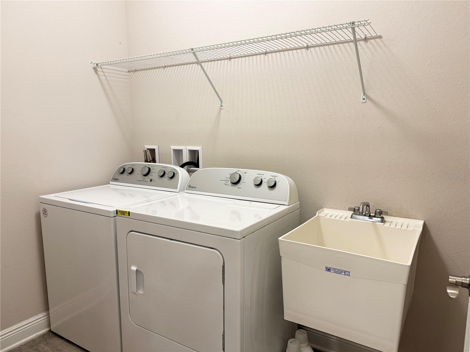 Laundry Room_1