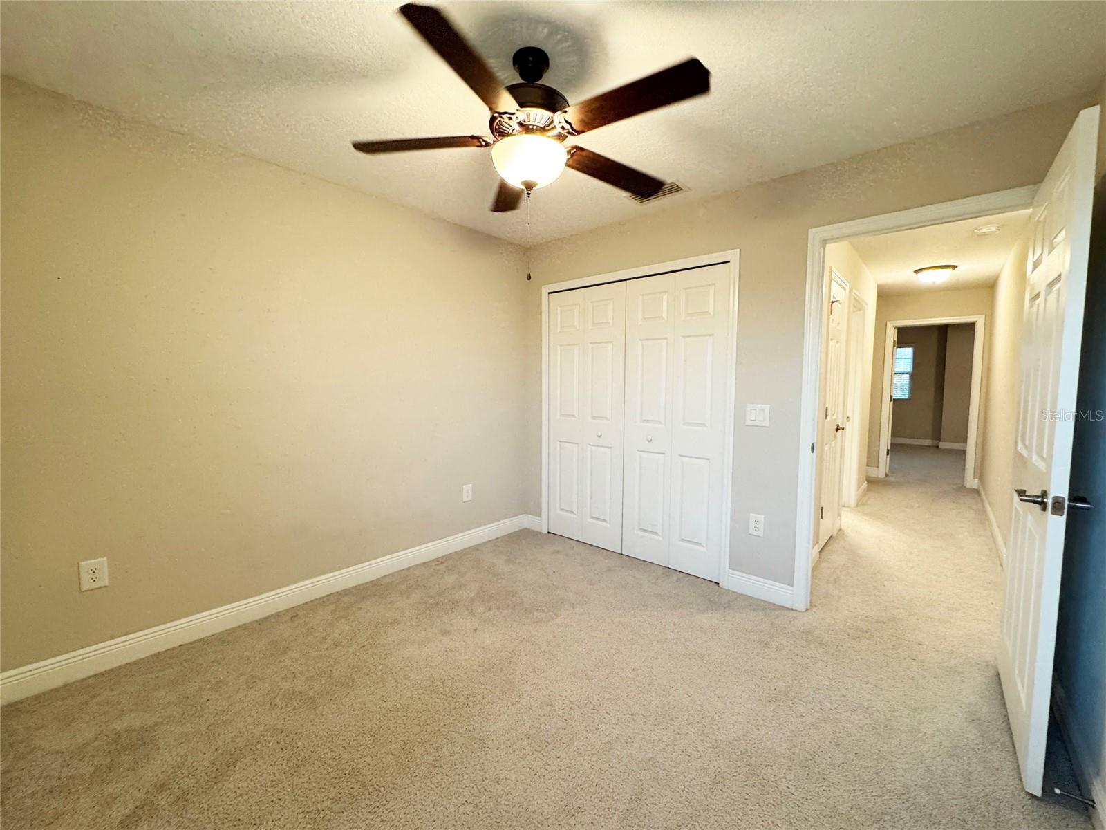 Upstairs Bedroom 2_2