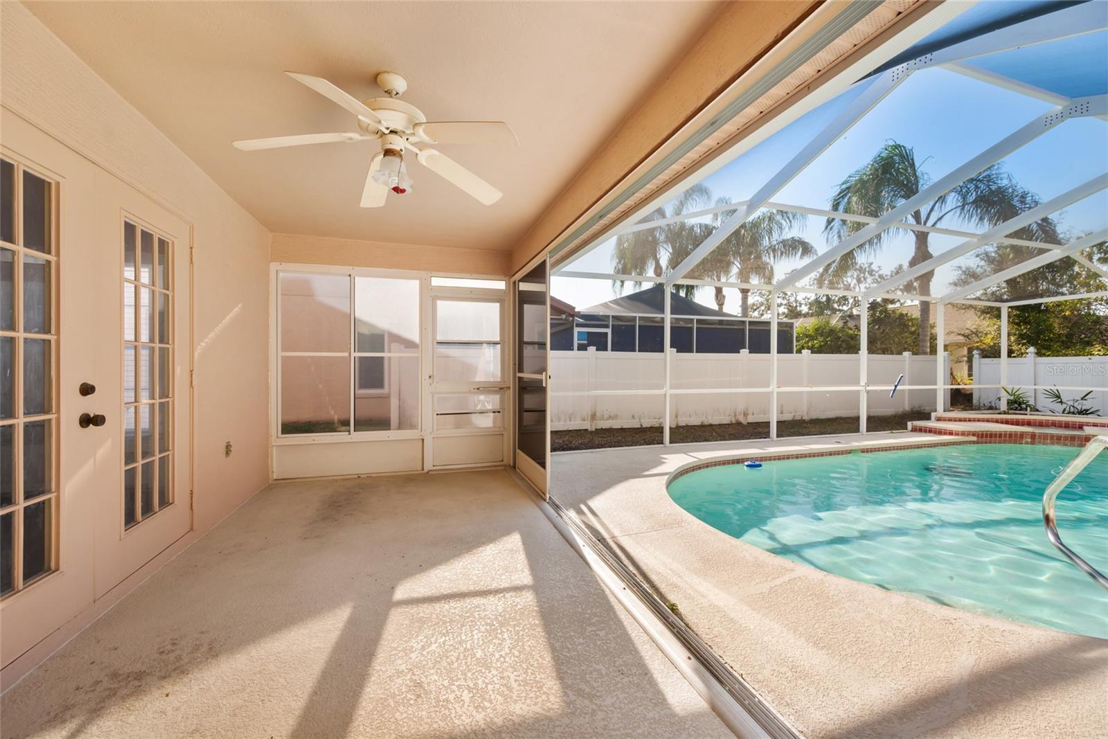 Porch that has closing doors