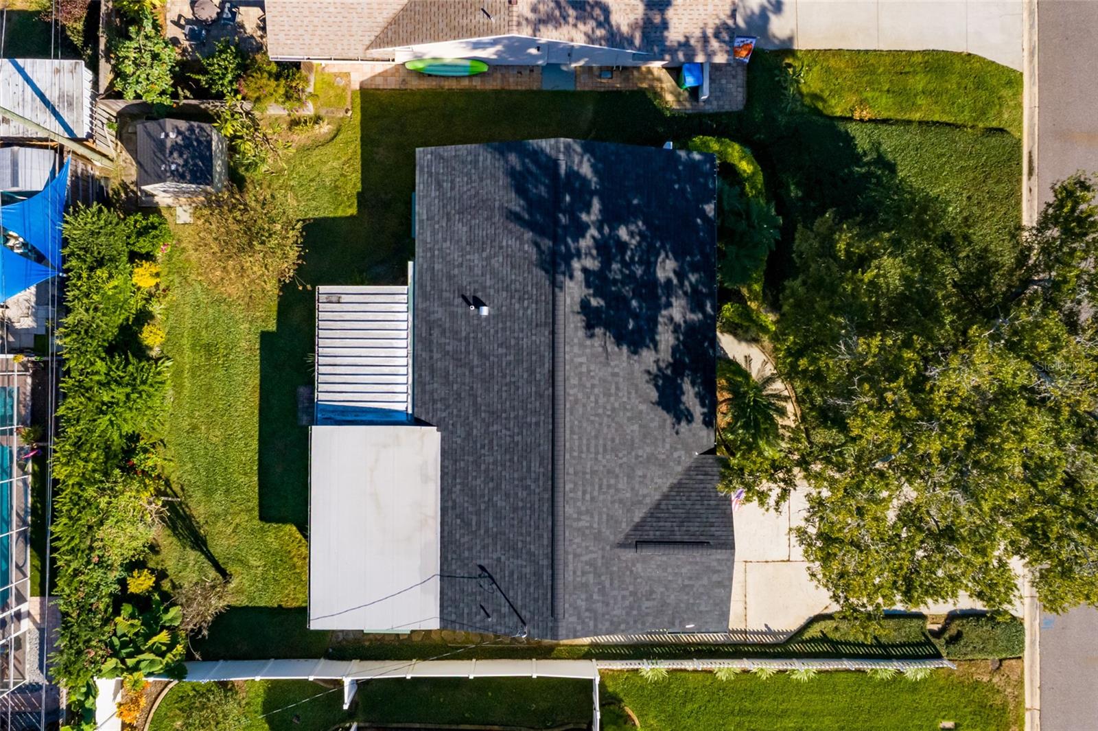 New roof and flat roof !