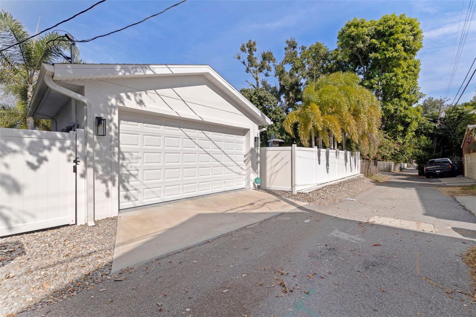Alley access 2-car garage, vinyl fencing