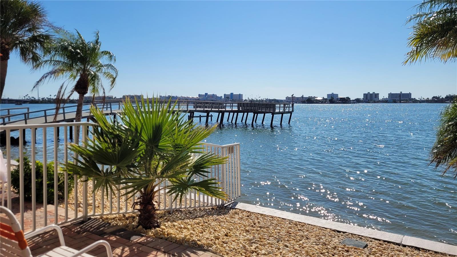 Fishing pier on the intracoastal
