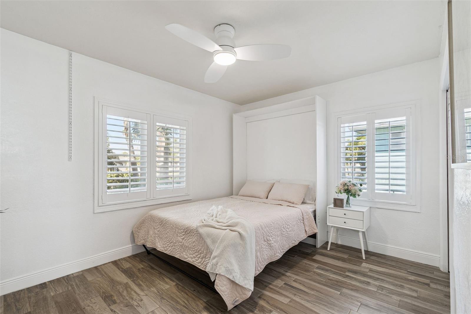 Bedroom 2 murphy bed