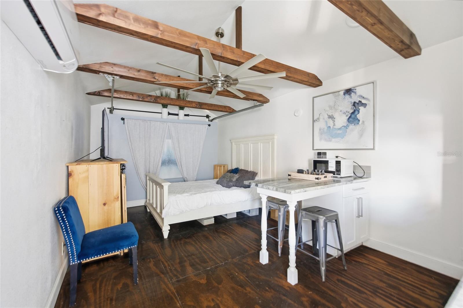 Flex space in garage