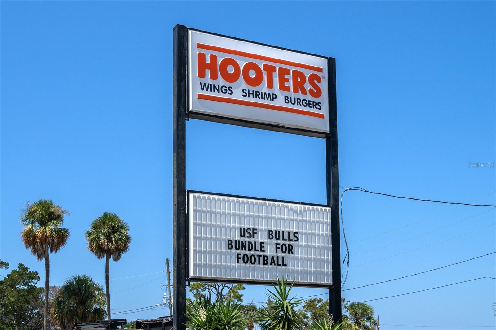 One of the many nearby waterfront restaurants