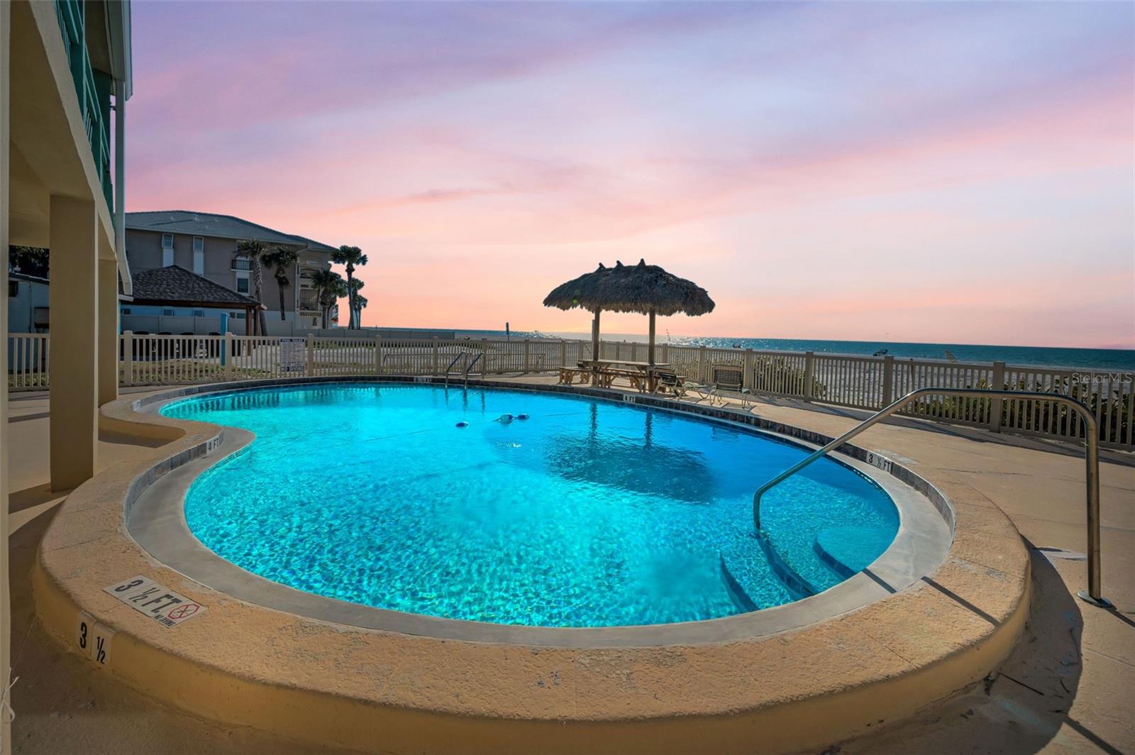 Pool2700 Gulf Blvd, Unit W6Belleair Beach, FL 33786