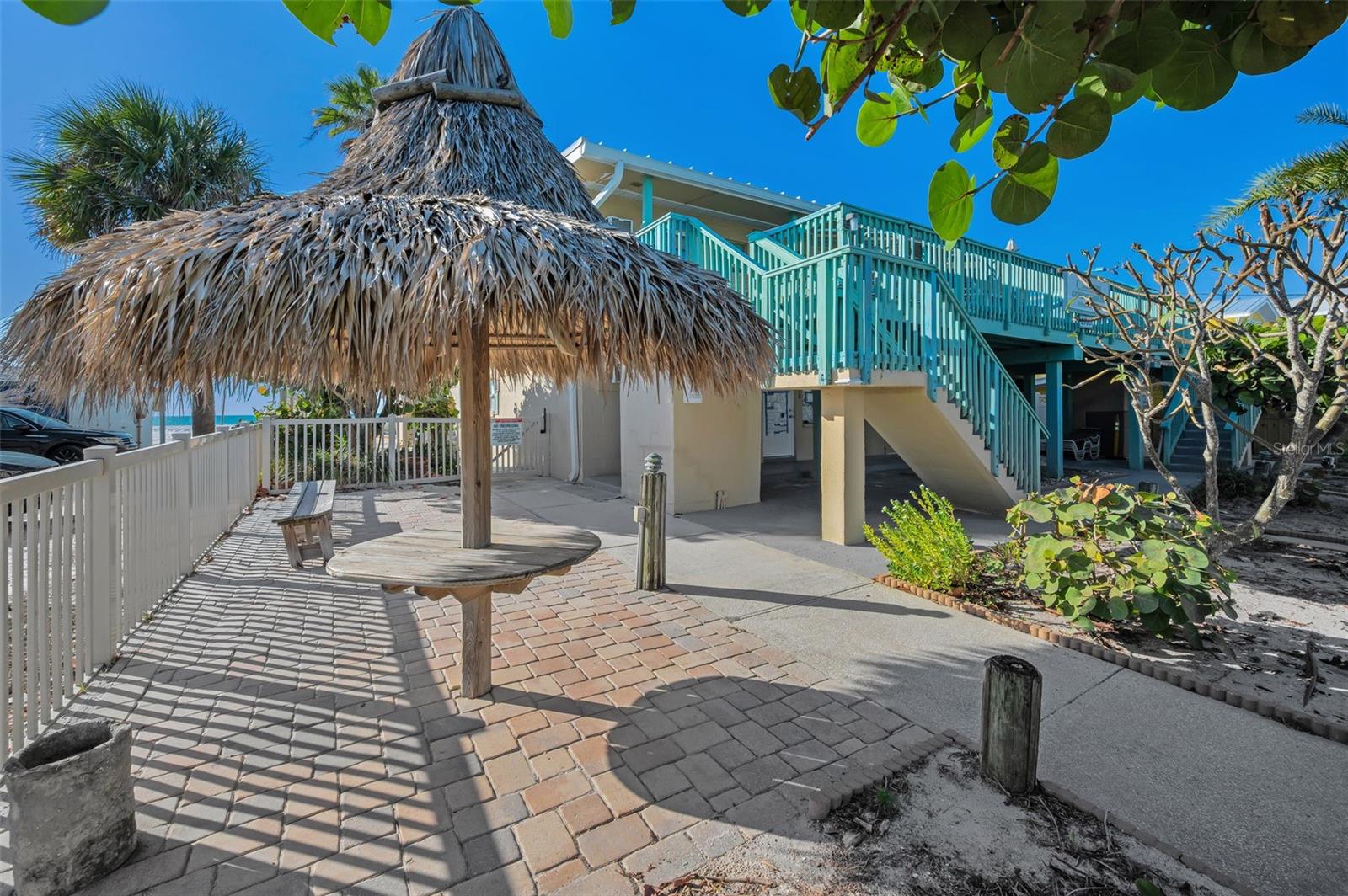 Gathering Area2700 Gulf Blvd, Unit W6Belleair Beach, FL 33786