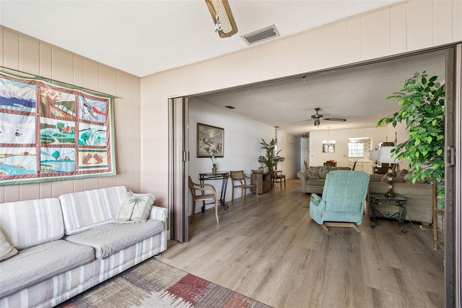 Florida Room/Living Room