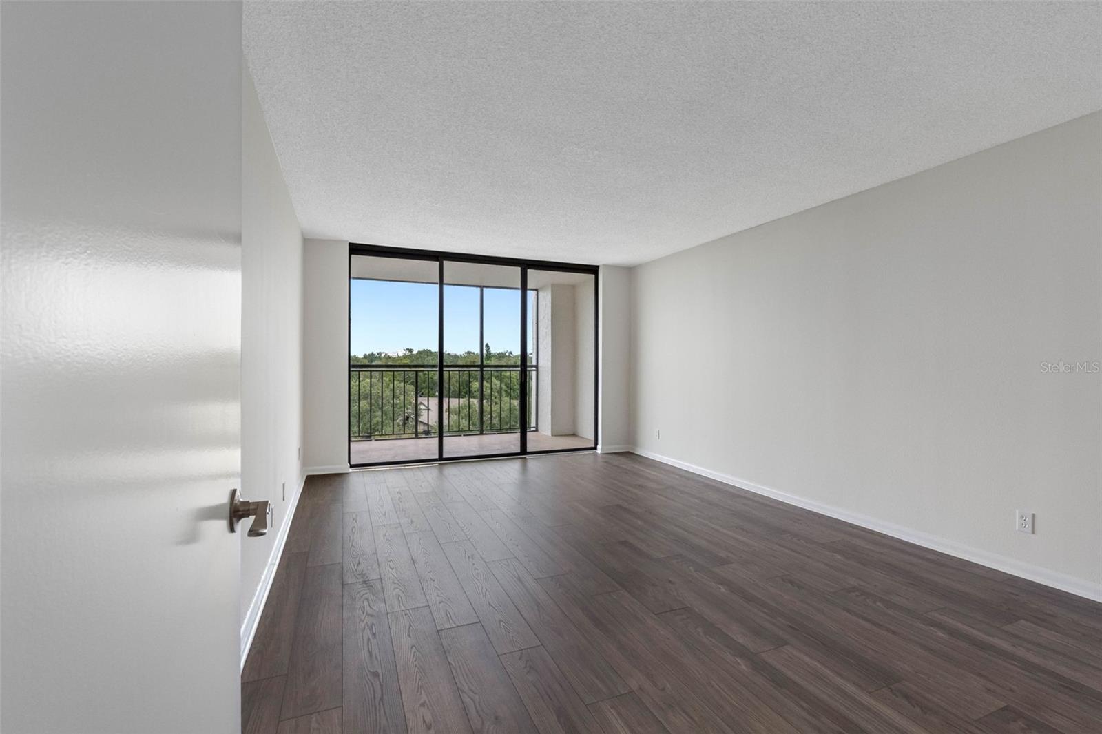 KingSize Primary ensuite