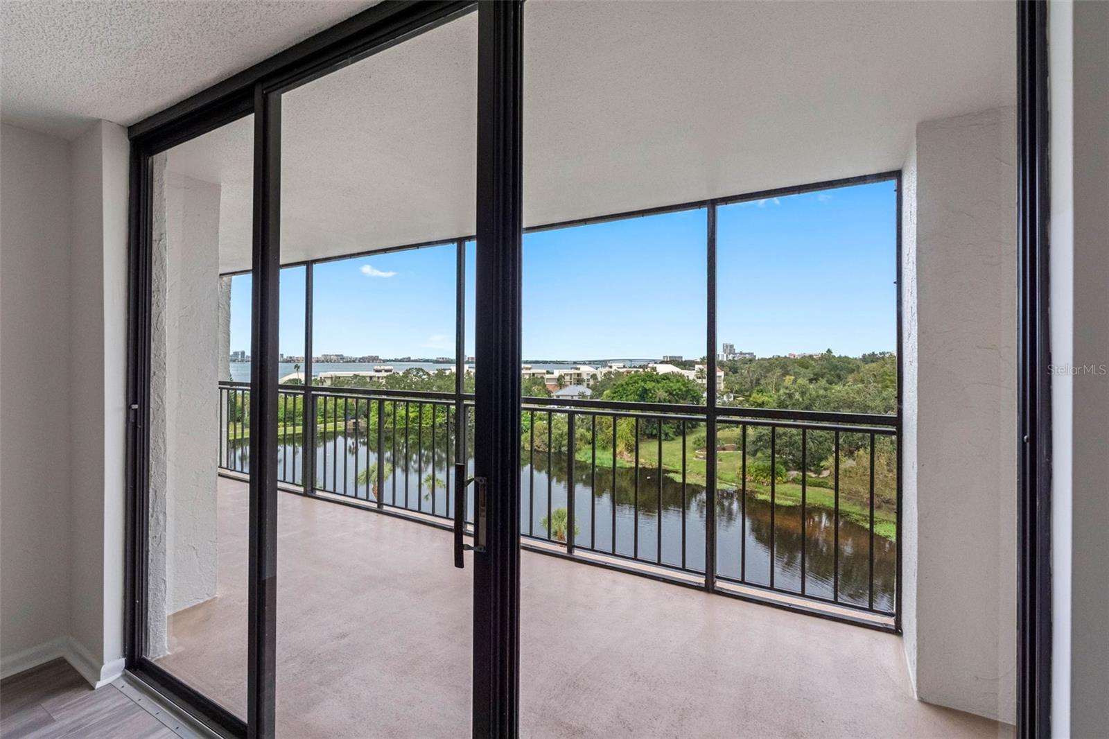 Primary Ensuite Views and balcony access