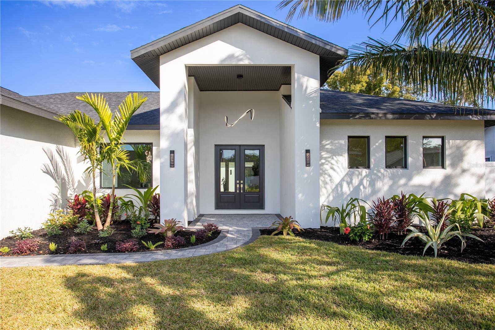 This Defines Curb Appeal