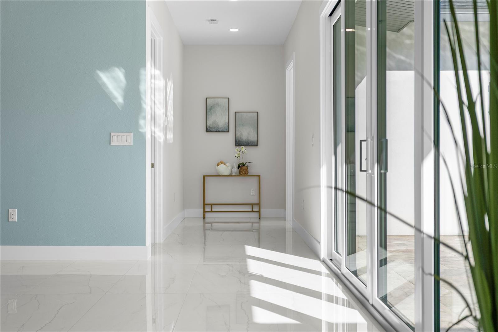 Primary Suite 2 Entry