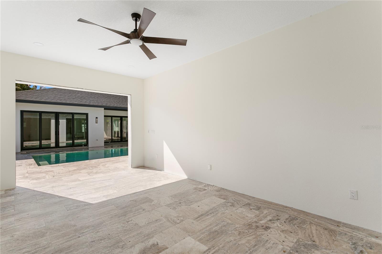 Pooside Seating or Entertaining Options