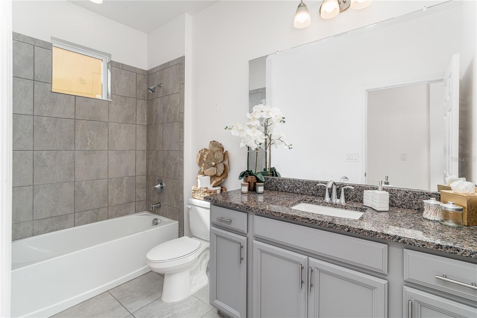 Downstairs full bathroom