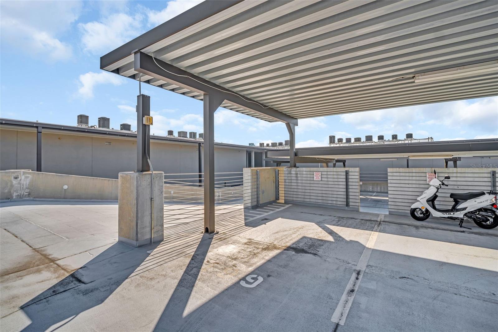 Parking 2-Secured Garage