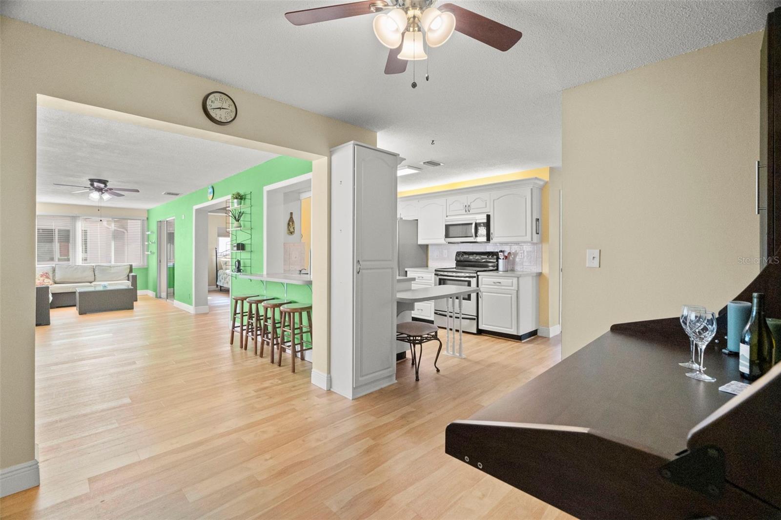 Bonus Room with combined Murphy Bed & Desk!
