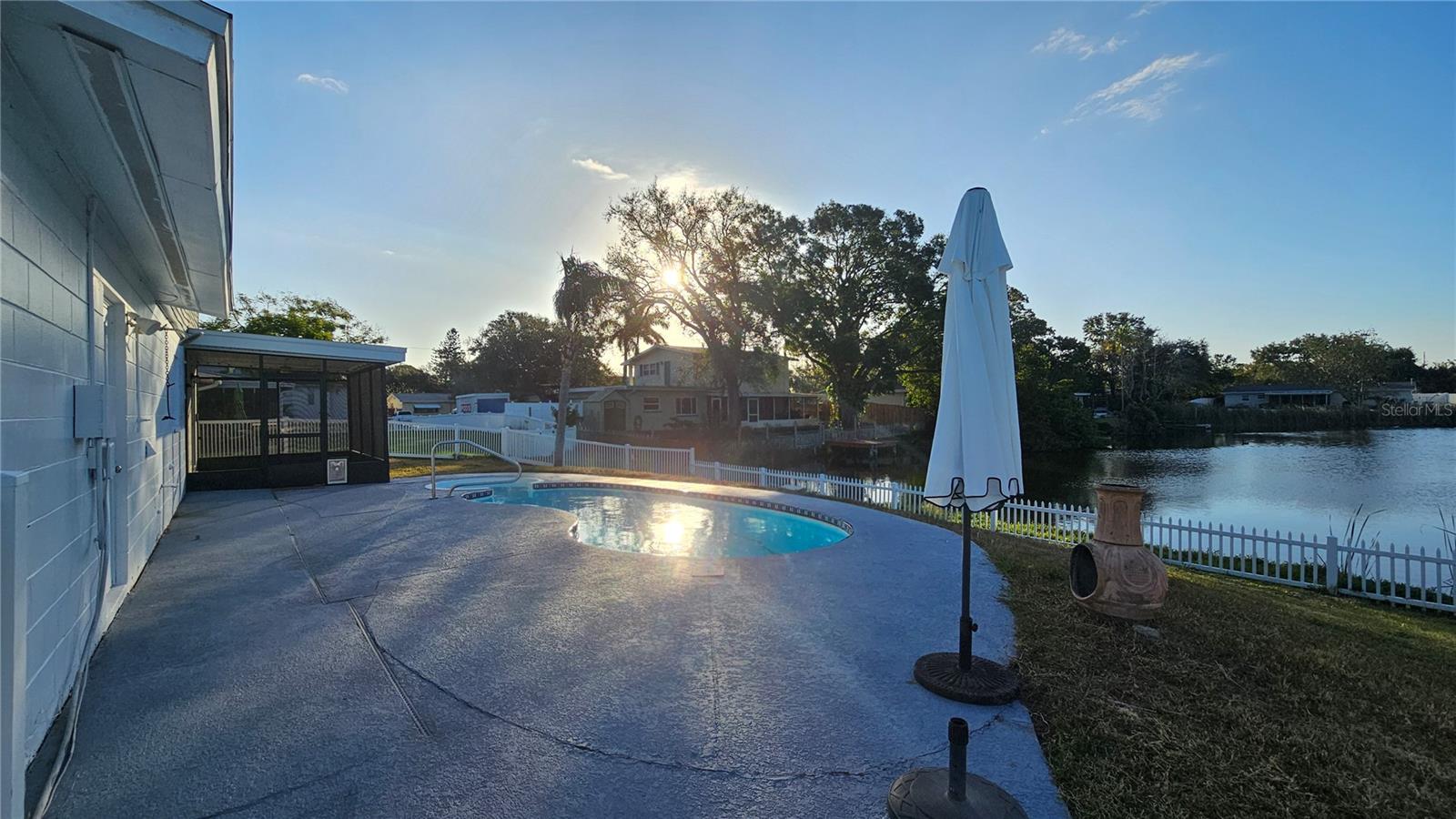 Massive yard with fantastic privacy. Morning sun. cell phone photo.