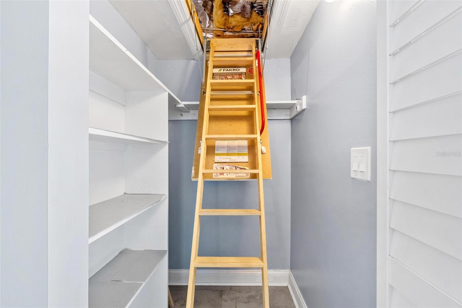 Pulldown stairs to spacious, lit attic
