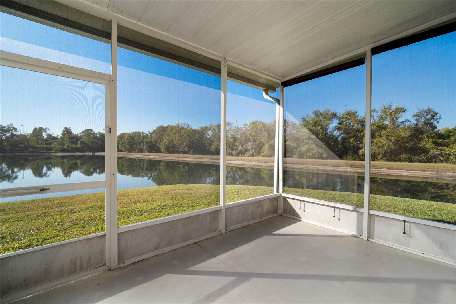 Waterview on two sides. No neighbor to the right.