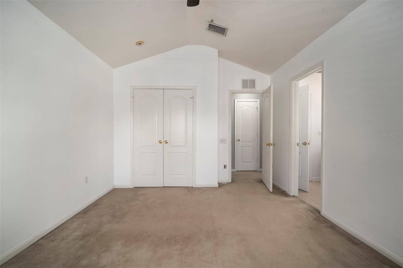 Second En-Suite Bedroom