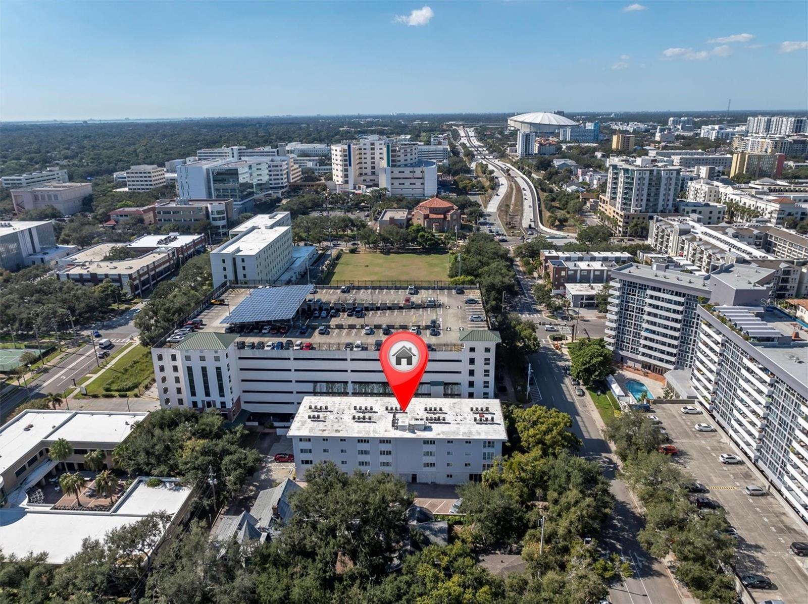 Easy access to the interstate & 3 blocks to Orlando Health Bayfront Hospital & John Hopkins Children's Hospital.