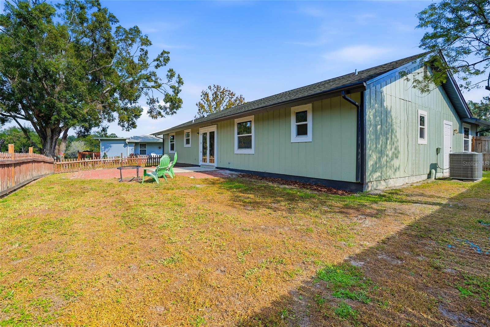 large level fenced yard