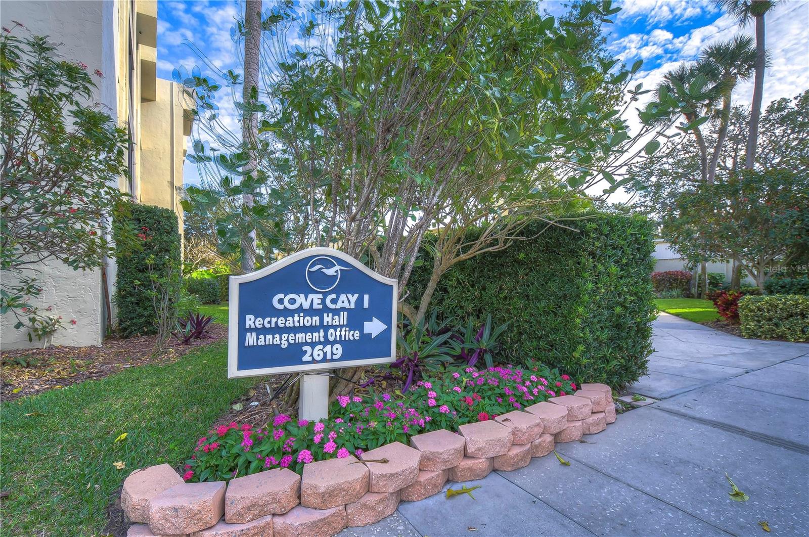 Cove Cay has beautiful grounds and amenities...