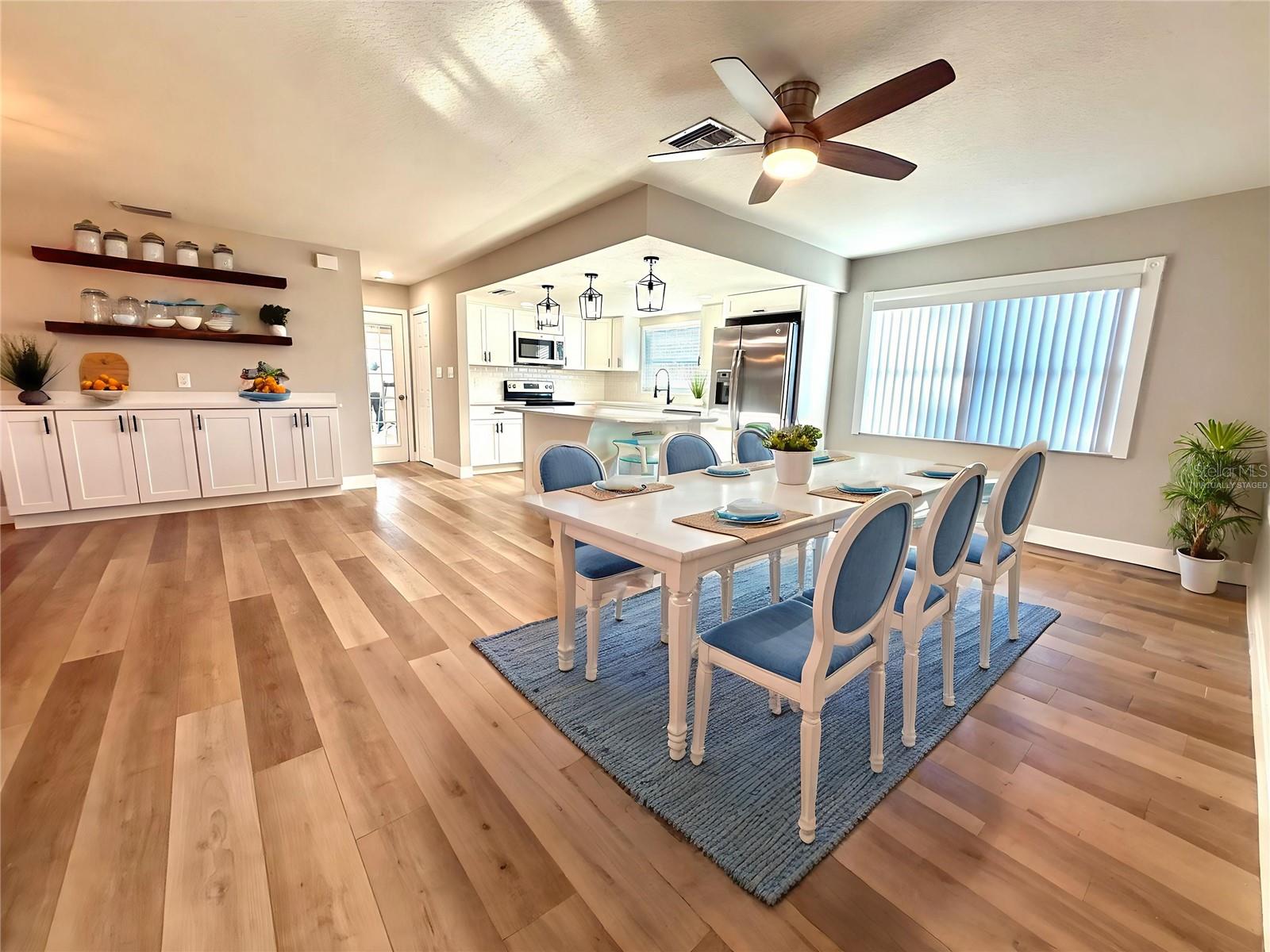 Virtually Staged Dining