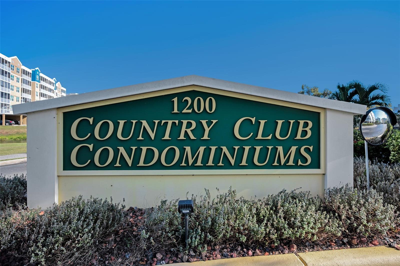 Country Club Condominiums