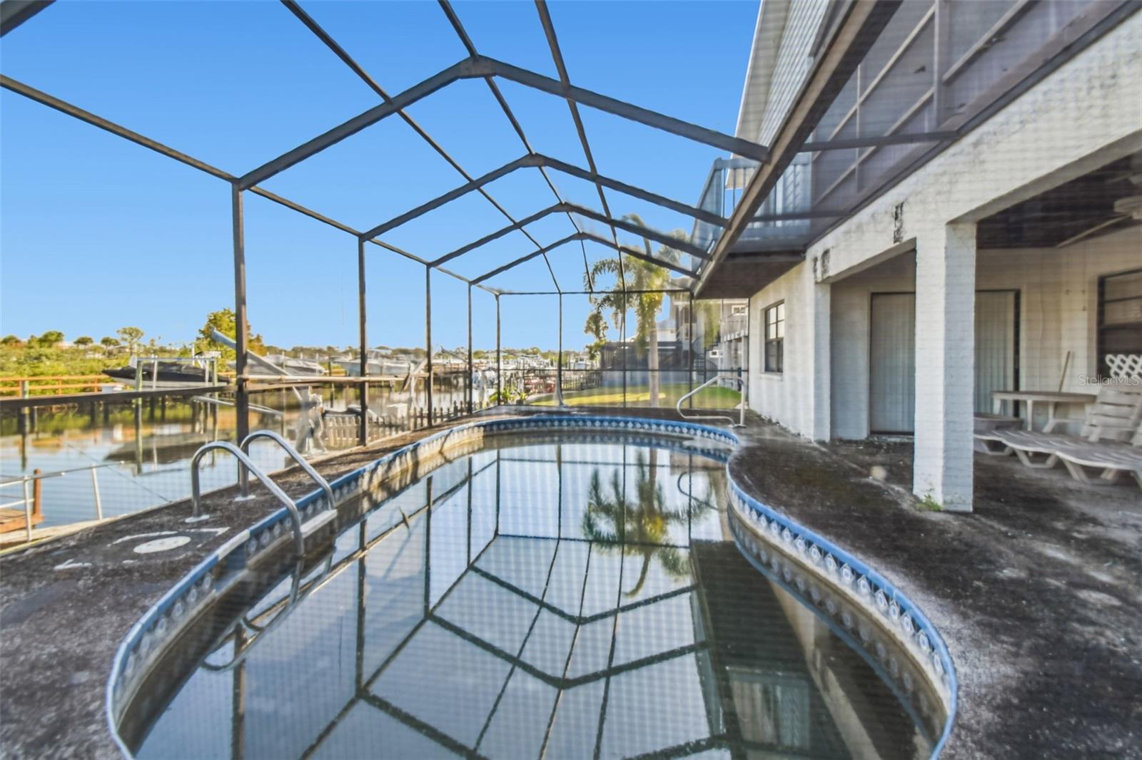 Waterfront Fix & Flip with In-Law Suite & Gulf Access